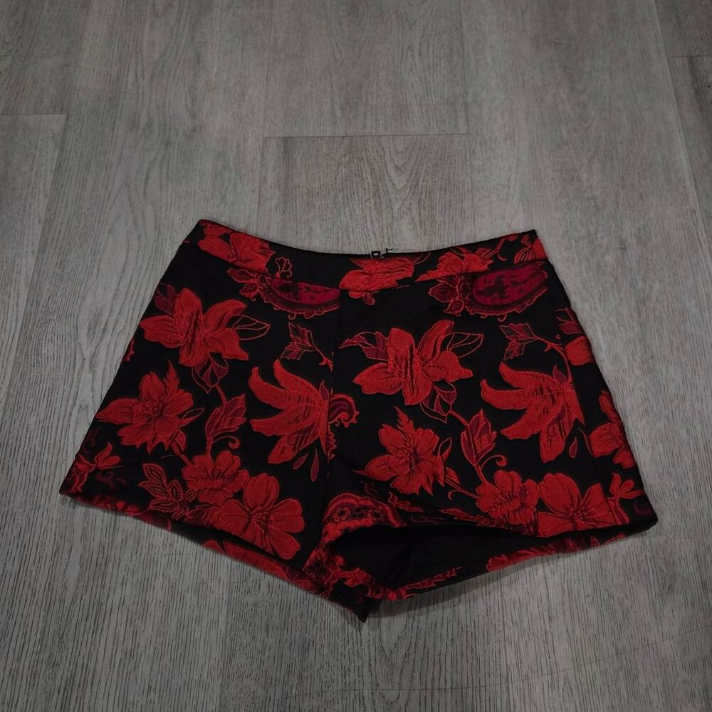 Alice + Olivia Marisa Floral Jacquard Shorts Size 2